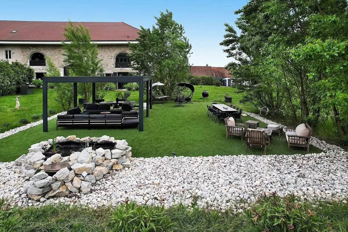 Villa for 6 Guests in Grésy-sur-Aix, Chambéry region