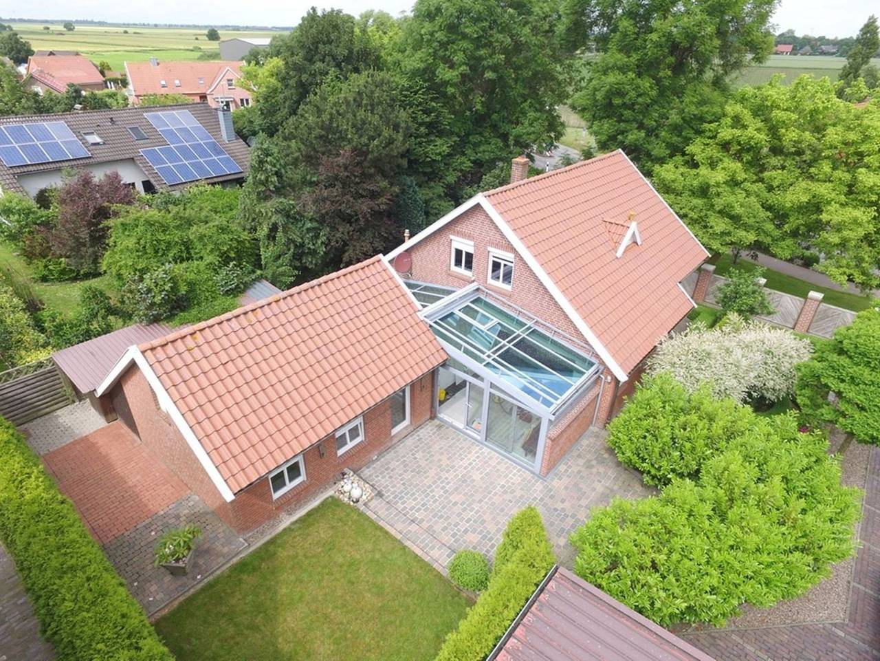 Ostfriesenhuus - Familienfreundliches 155qm Haus für 4-5 Pers. mit Kamin, Infrarotkabine & Garten in Hamswehrum, Krummhörn