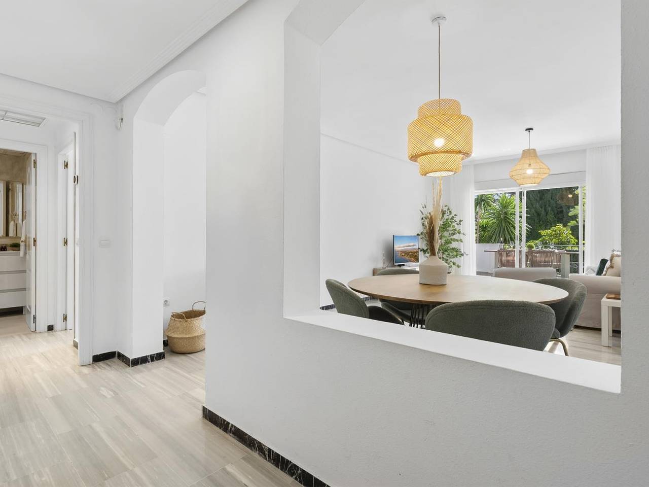 Apartamento vacacional entero, Apartamento en Medina Garden para 4 personas | 201 in Medina Gardens, Marbella