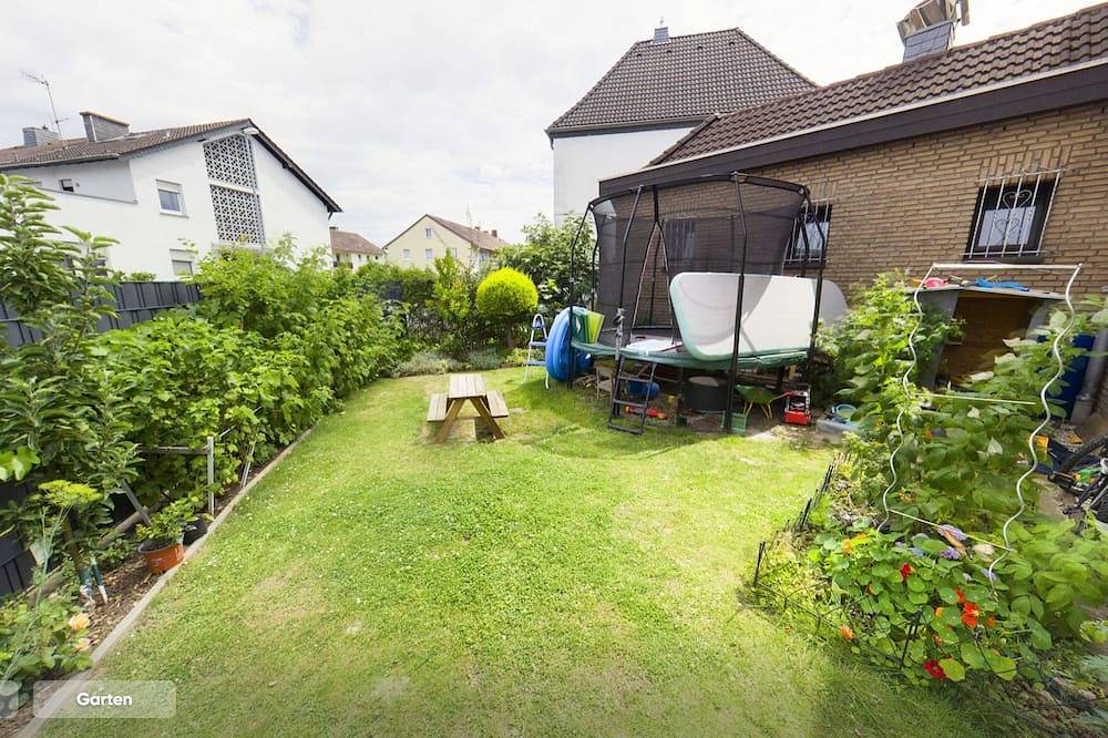 Ganze Wohnung, Gemütliches Apartment mit Gartenblick nahe Phantasialand in Weilerswist, Rheinland