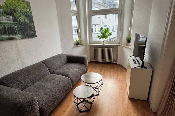 Ferienwohnung für 5 Personen, mit Garten und Balkon in Detmold