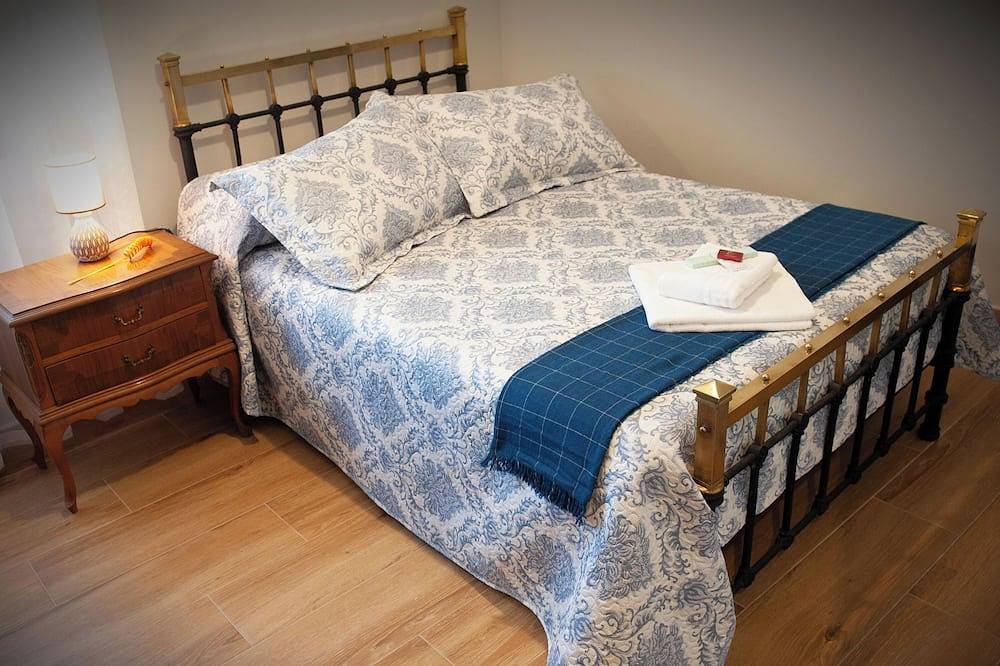 Casa Rural Micaela in Navas de Oro, Provincia de Segovia