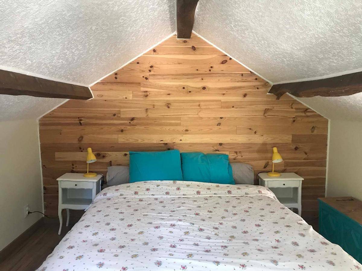 Maison independante pour 2 tout inclus Tiny House for 2 all included in Teilhet, Puy-de-Dôme