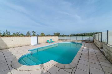 Location De Vacances pour 8 Personnes dans Saint-Yan, Région de Charolles, Photo 1