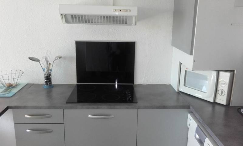 Gîte pour 4 personnes, avec terrasse et piscine à Cervione - 2