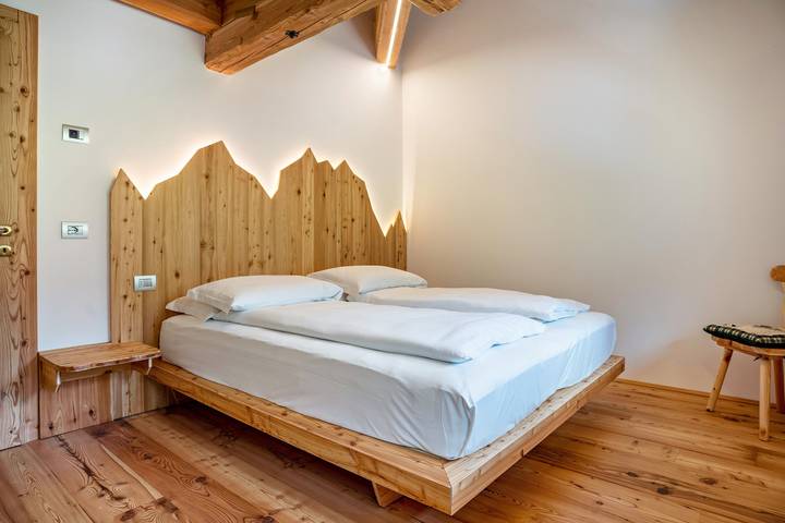 Entire apartment, Apartment 'Whisper of the Stream' with Mountain View, Shared Garden and Wi-Fi in San Bernardo (Rabbi), Rabbi