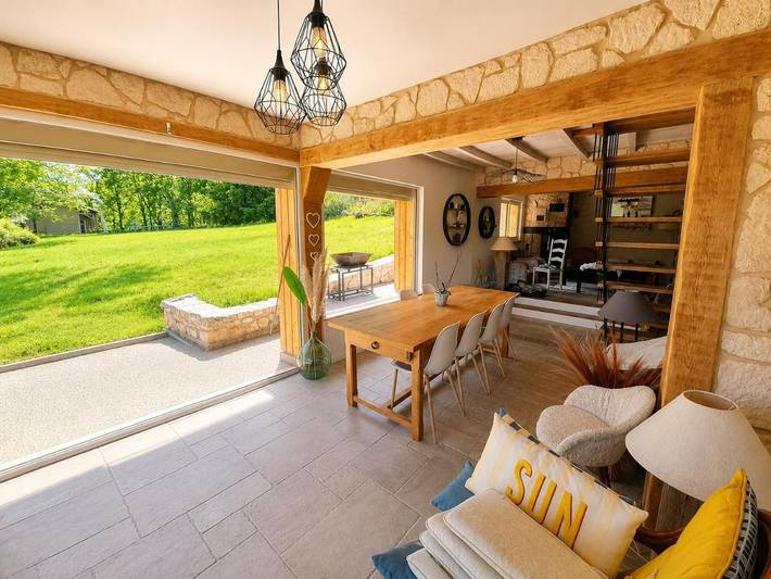 Location de vacances pour 8 personnes, avec jardin ainsi que terrasse et vue, animaux acceptés à Le Boulvé - 3