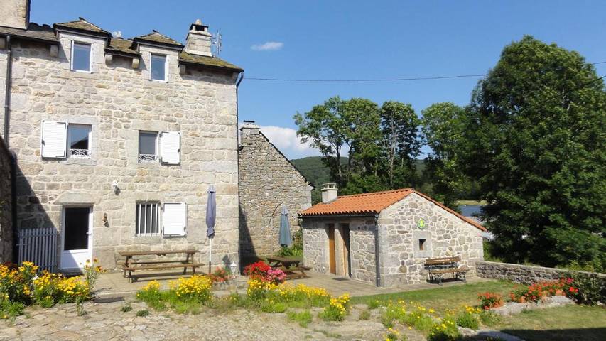 Location de vacances pour 7 personnes, avec jardin et vue à Le Malzieu-Forain - 4