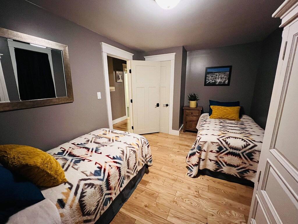 Log Cabin for 4 People in Stowe, Stowe Mountain