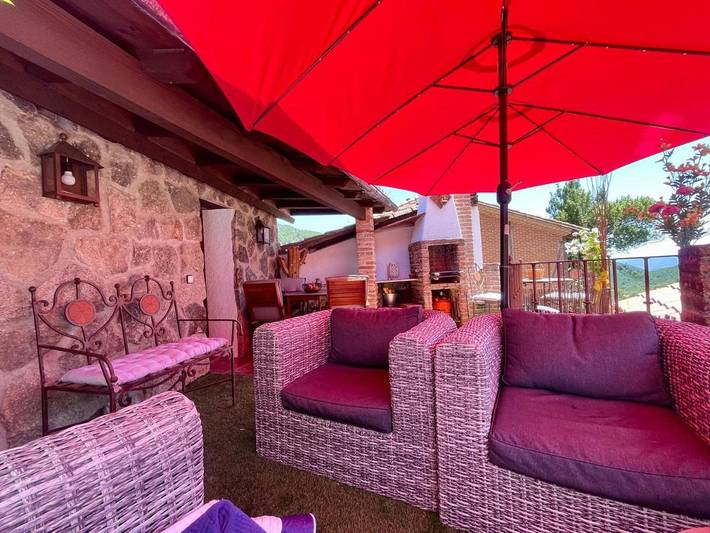 Casa de vacaciones para 6 personas, con vistas al lago además de terraza y vistas - 1