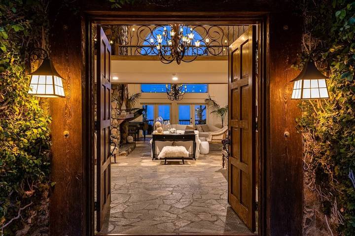 Location de vacances pour 10 personnes, avec jardin et jacuzzi, animaux acceptés à Malibu - 2