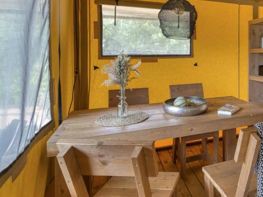 Slow Village la Roque-sur-Cèze - Safarizelt 4 personen - Lodge - 2 Schlafzimmer in La Roque-sur-Cèze, Nimes und Umgebung