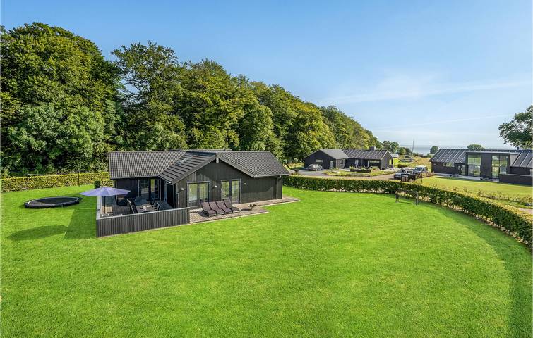 Holiday home for 12 people, with terrace and sauna as well as garden - 1