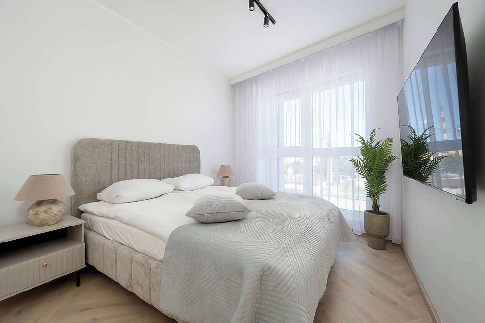 Ganze Wohnung, Modernes Apartment mit Flussblick | Parkplatz | Klimaanlage in Breslau, Niederschlesien