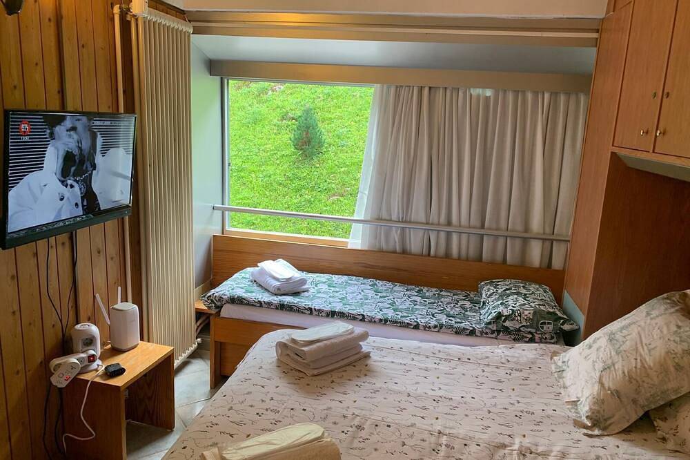 Entire apartment, Monalisa's mountain home in Marilleva / Madonna di Campiglio (pet friend) in Marilleva, Mezzana