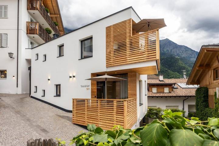 Hotel für 4 Personen, mit Whirlpool und Sauna sowie Pool und Balkon im Meraner Land - 3