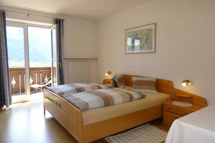 Ferienwohnung für 4 Personen, mit Garten und Balkon sowie Pool, mit Haustier in Naturns - 2