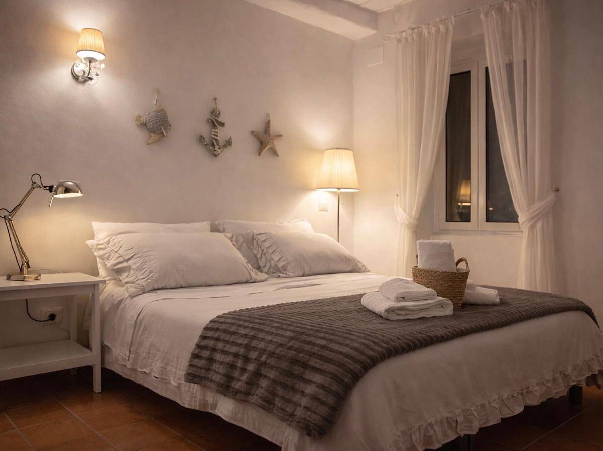 Ganze Wohnung, Two-Bedroom Apartment in Nettuno, Rom Provinz
