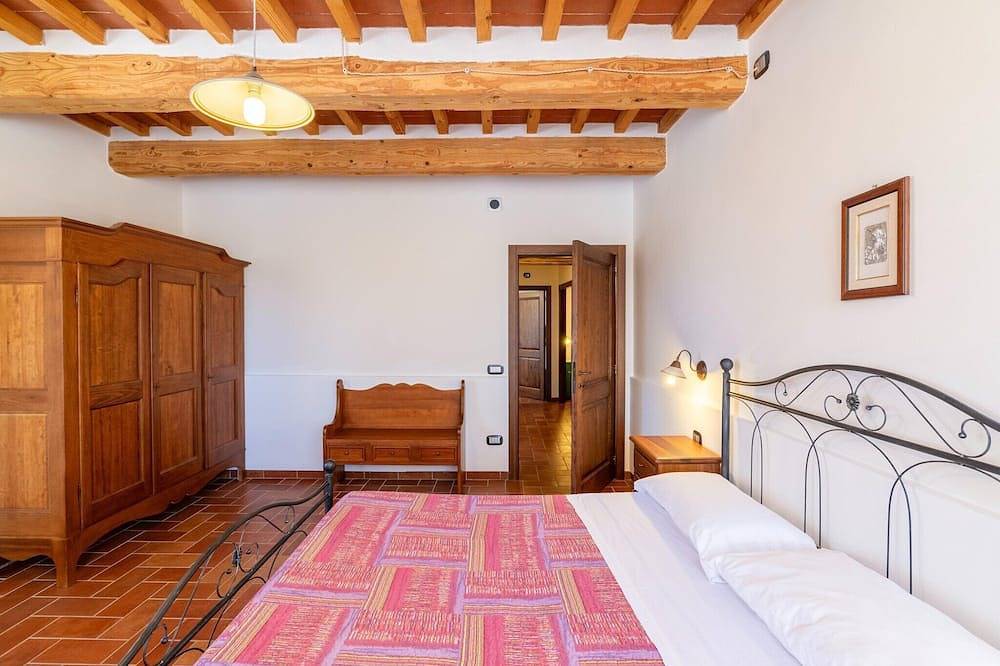 Appartamento intero, Casale nelle Marche con Piscina e Vista in Cagli, Valle del Metauro