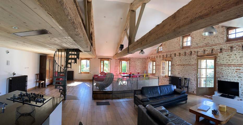 Gîte pour 10 personnes, avec piscine ainsi que terrasse et jardin à Mazères - 3