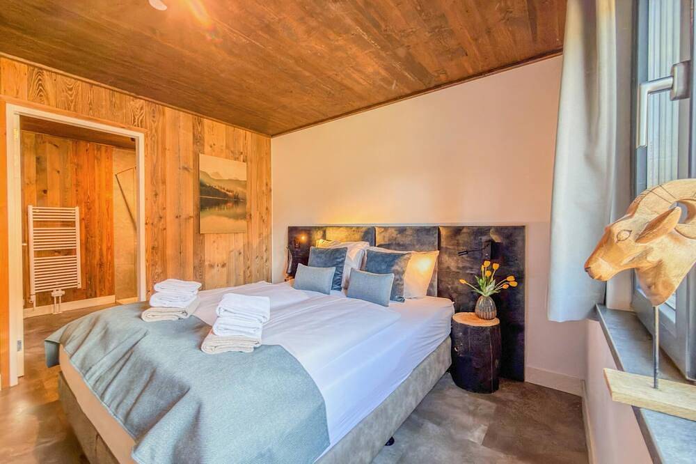 Luxus-Chalet mit Sauna und Terrasse am See in Afritz am See, Villach-Land