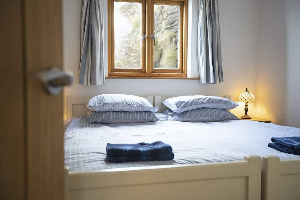 Stunning front line Beach House with incredible sea views, parking & garden in Portreath, Cornwall