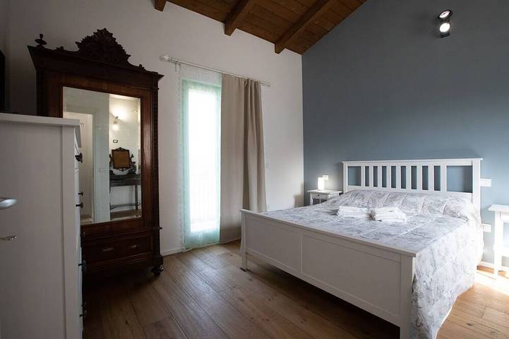 San Filippo Neri Farmhouse in Castignano, Provincia de Ascoli Piceno