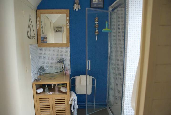 Gîte pour 2 personnes, avec jardin ainsi que vue et vue sur le lac dans Département Nord - 4