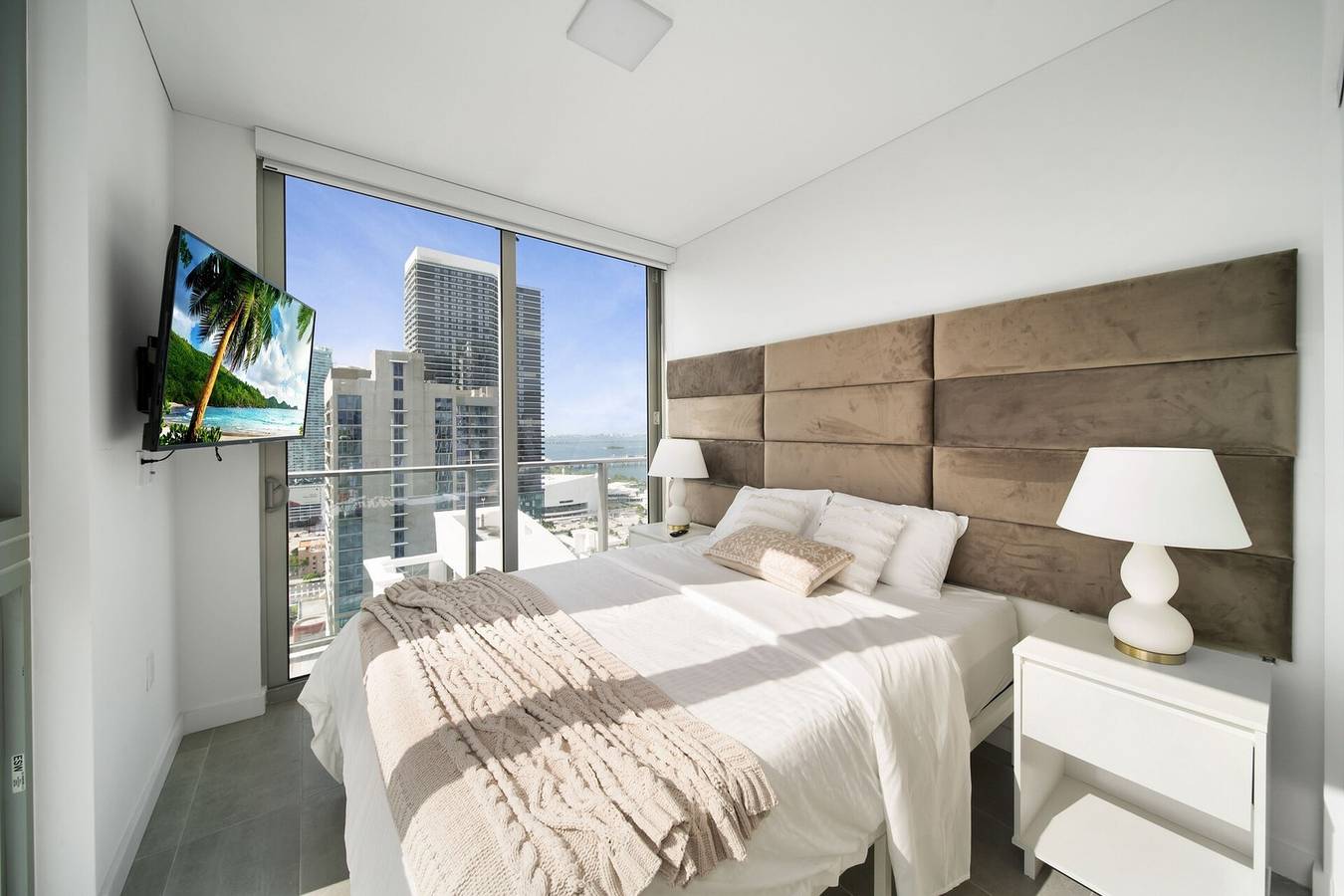 Ganze Wohnung, Ferienwohnung für 5 Personen mit Balkon in Miami, Florida