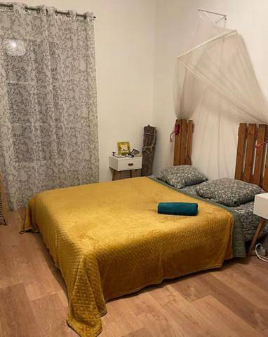 Villa pour 4 personnes, avec Balcon et Terrasse ainsi que Jardin et Vue à Thoard