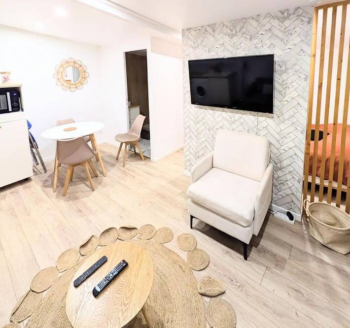 Location de vacances pour 4 personnes, avec jardin et terrasse à Vernouillet