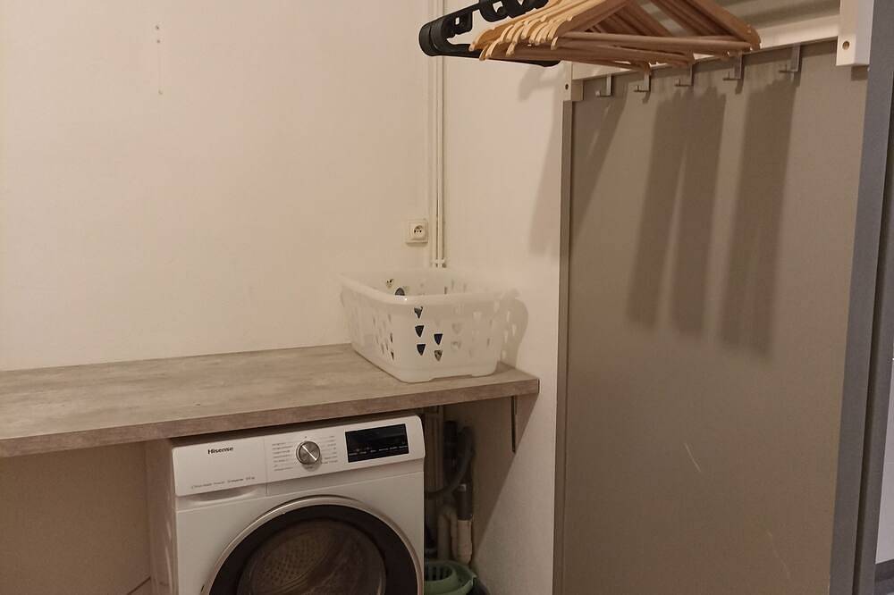 Apartamento entero, Appartement Cosy Situé Dans la Loire, à 1H de Lyon, Clermont-ferrand et Vichy in Le Coteau, Región de Roanne