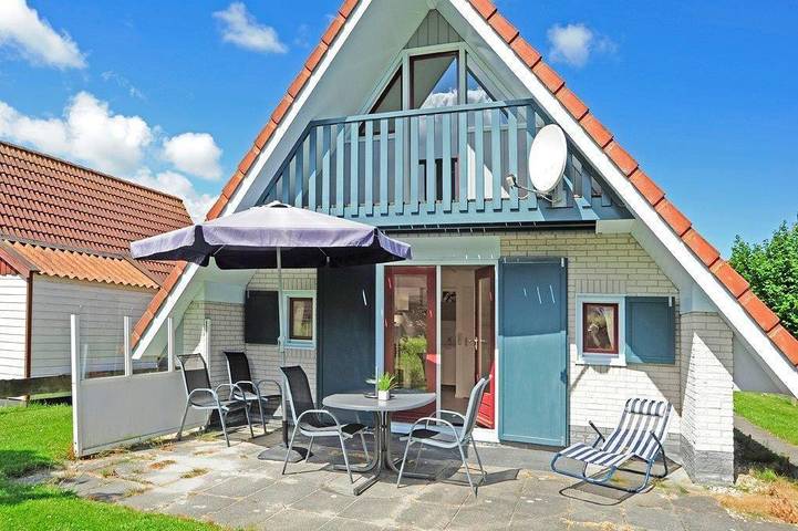 Ferienhaus für 4 Personen, mit Garten und Terrasse, mit Haustier in Anjum