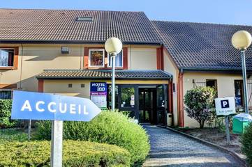 Hôtel pour 2 personnes, avec jardin et terrasse, animaux acceptés à Bourges