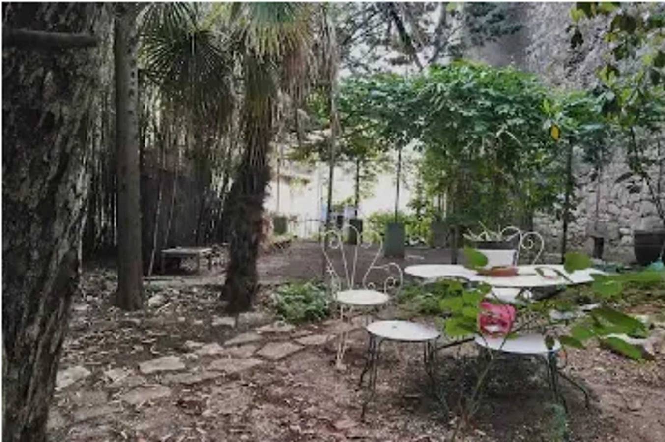 Appartement entier, Appartement dans la ville médiévale de Sauve avec terrasse in Sauve, Région du Vigan