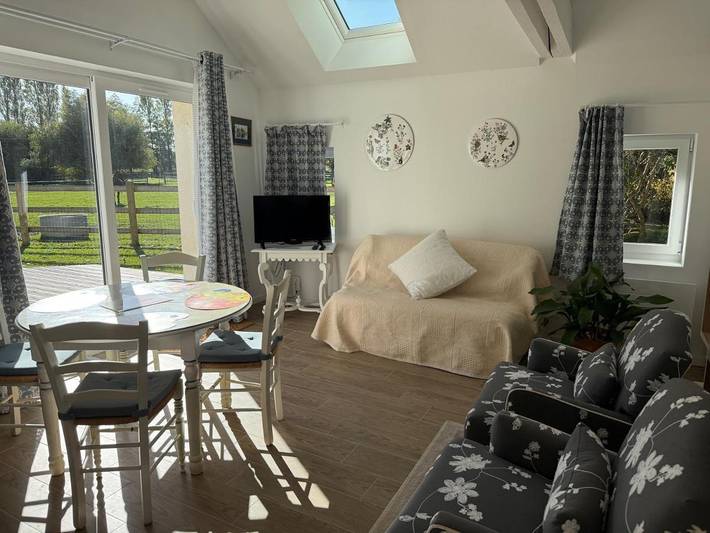 Gîte pour 2 personnes, avec vue ainsi que jardin et terrasse à Billy (Calvados)