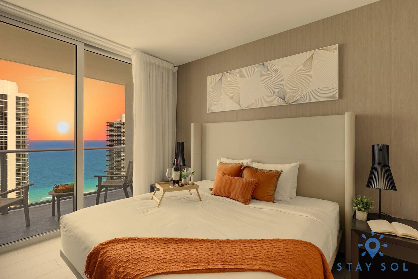 Apartamento entero, Oceanfront Balcony  Enjoy Endless Views  Hot Tub in Hollywood Beach (FL), Hollywood (Florida)