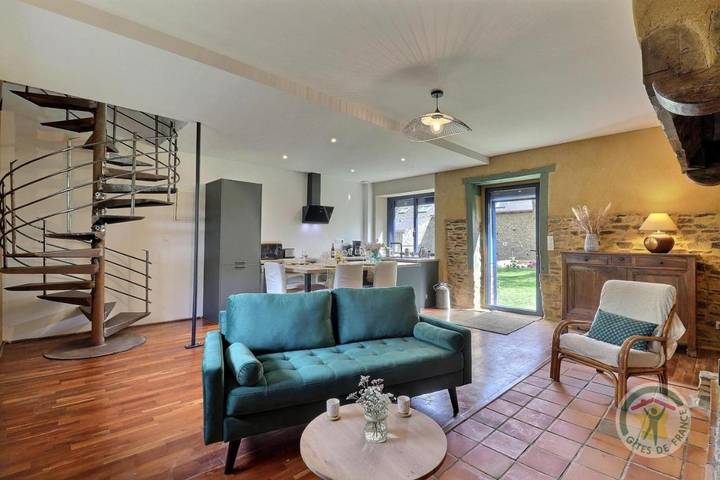 Location de vacances pour 5 personnes, avec jardin et vue dans Saint-Médard-sur-Ille - 3