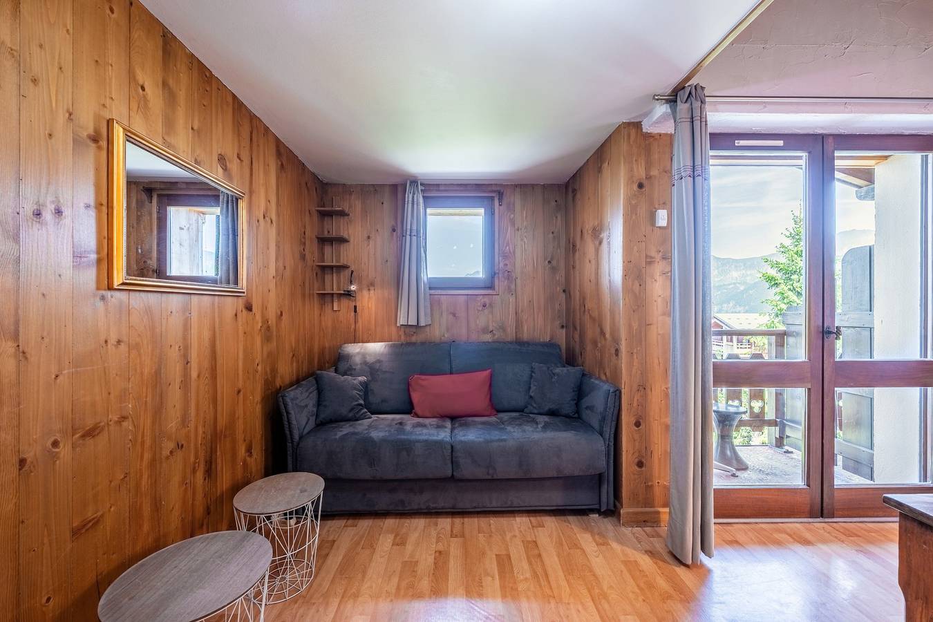 Appartement entier, Appartement "Les Aravis" avec vue sur les montagnes, jardin partagé et Wi-Fi in Cohennoz, Région d'Albertville