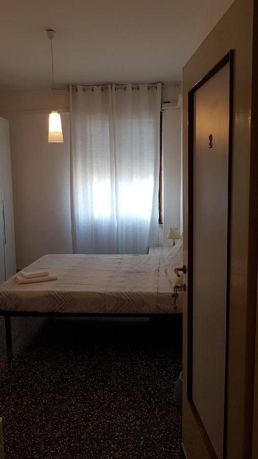 Chambre d’hôte pour 3 personnes, avec balcon et vue à Bologne - 4