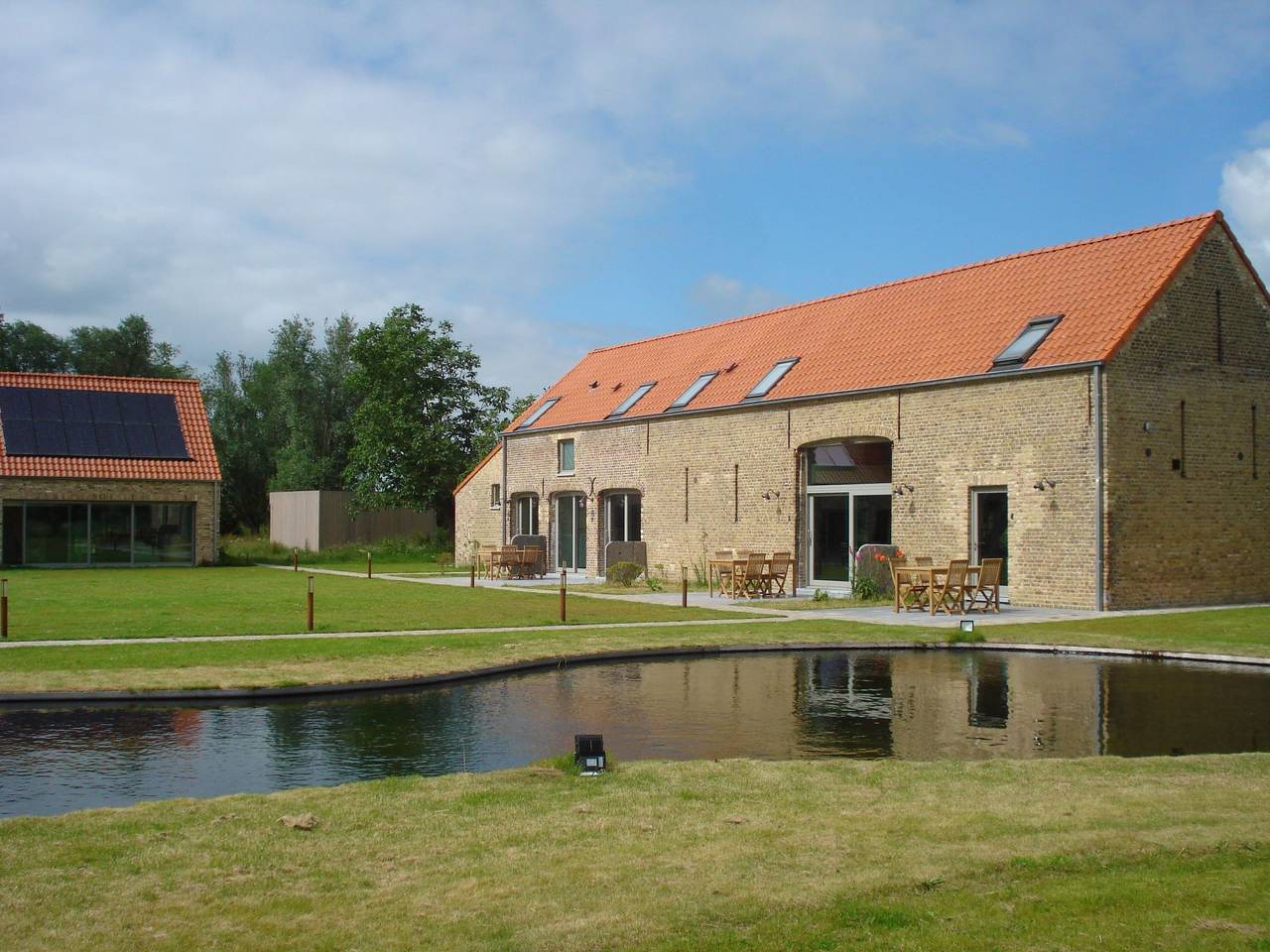 Mit gemeinsamem Pool und Garten in Jabbeke, Flandre-Occidentale