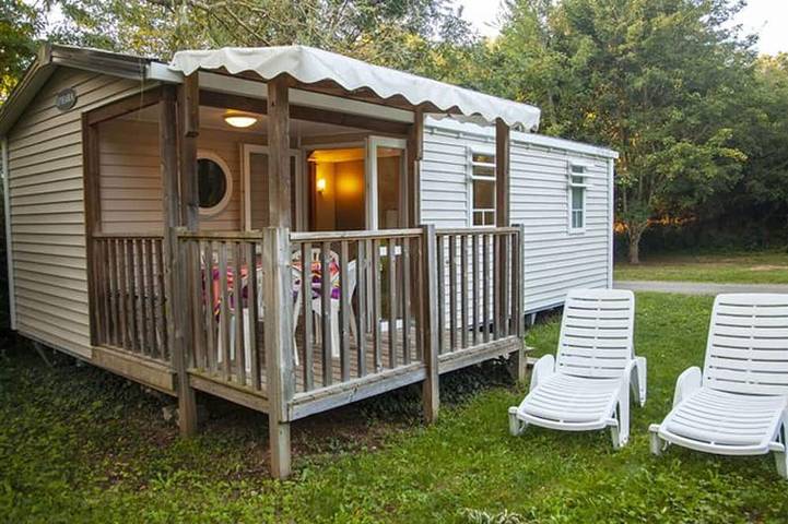 Mobil home pour 4 personnes à Naucelle