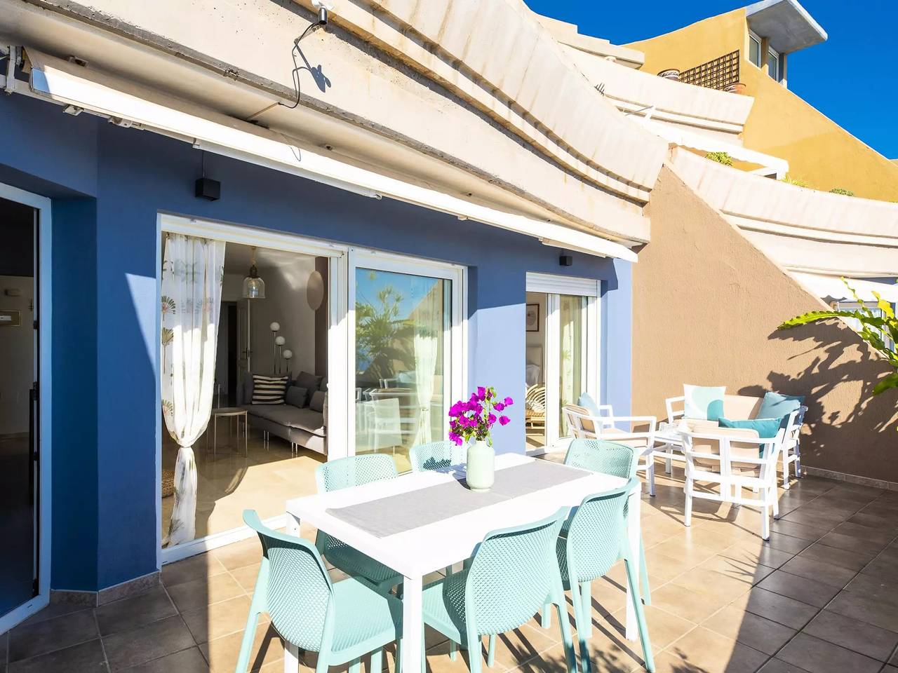 Apartamento entero, 4 estancias 6 personas in Radazul Bajo, El Rosario