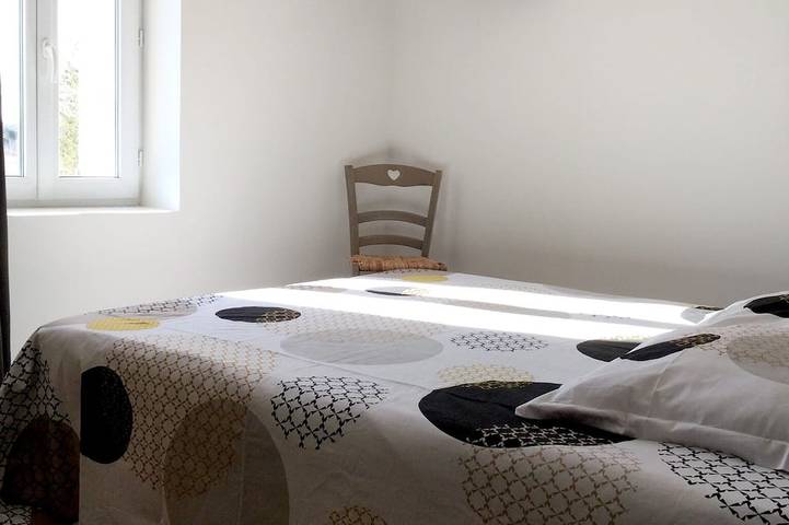 Gîte pour 6 personnes, avec jardin et piscine à Tulette - 2