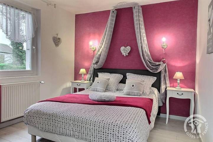 Location de vacances pour 5 personnes, avec terrasse et jardin à Pléhédel - 2