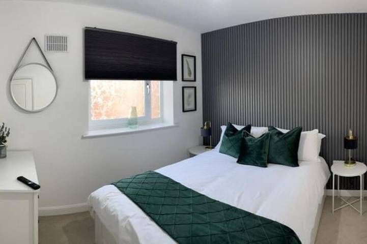 Ganze Wohnung, Apartment-Luxus-Eigenes Badezimmer-Stadtblick in Wolverhampton, Birmingham und Umgebung