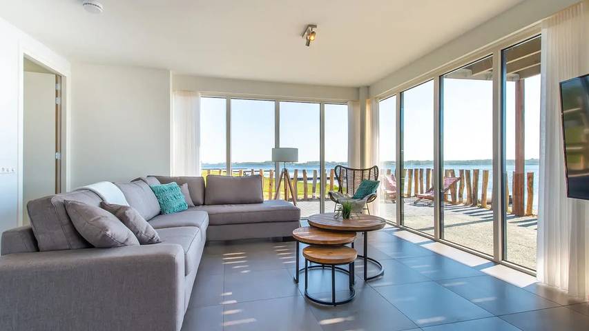 Ferienwohnung für 7 Personen, mit Whirlpool und Garten sowie Sauna in Noord-Beveland