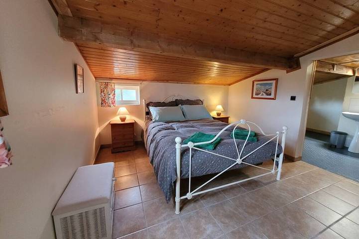 Location de vacances pour 4 personnes, avec piscine et jardin à Saint-Saud-Lacoussière - 3