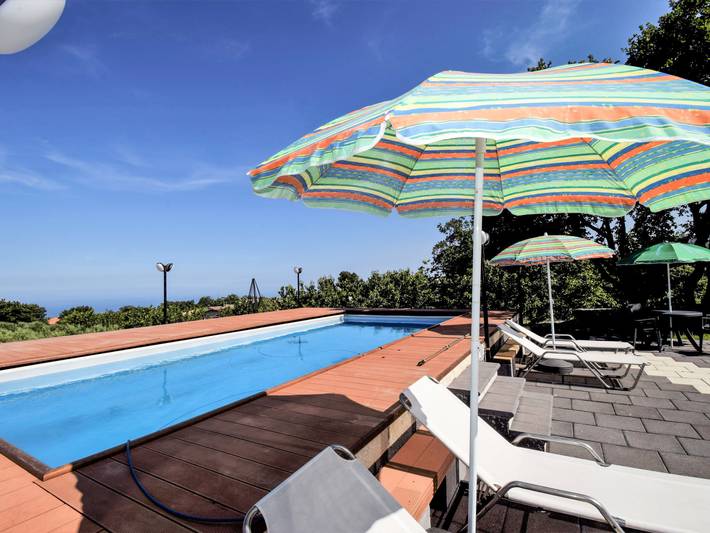 Appartamento per 2 persone, con Terrazza e Giardino a Piedimonte Etneo