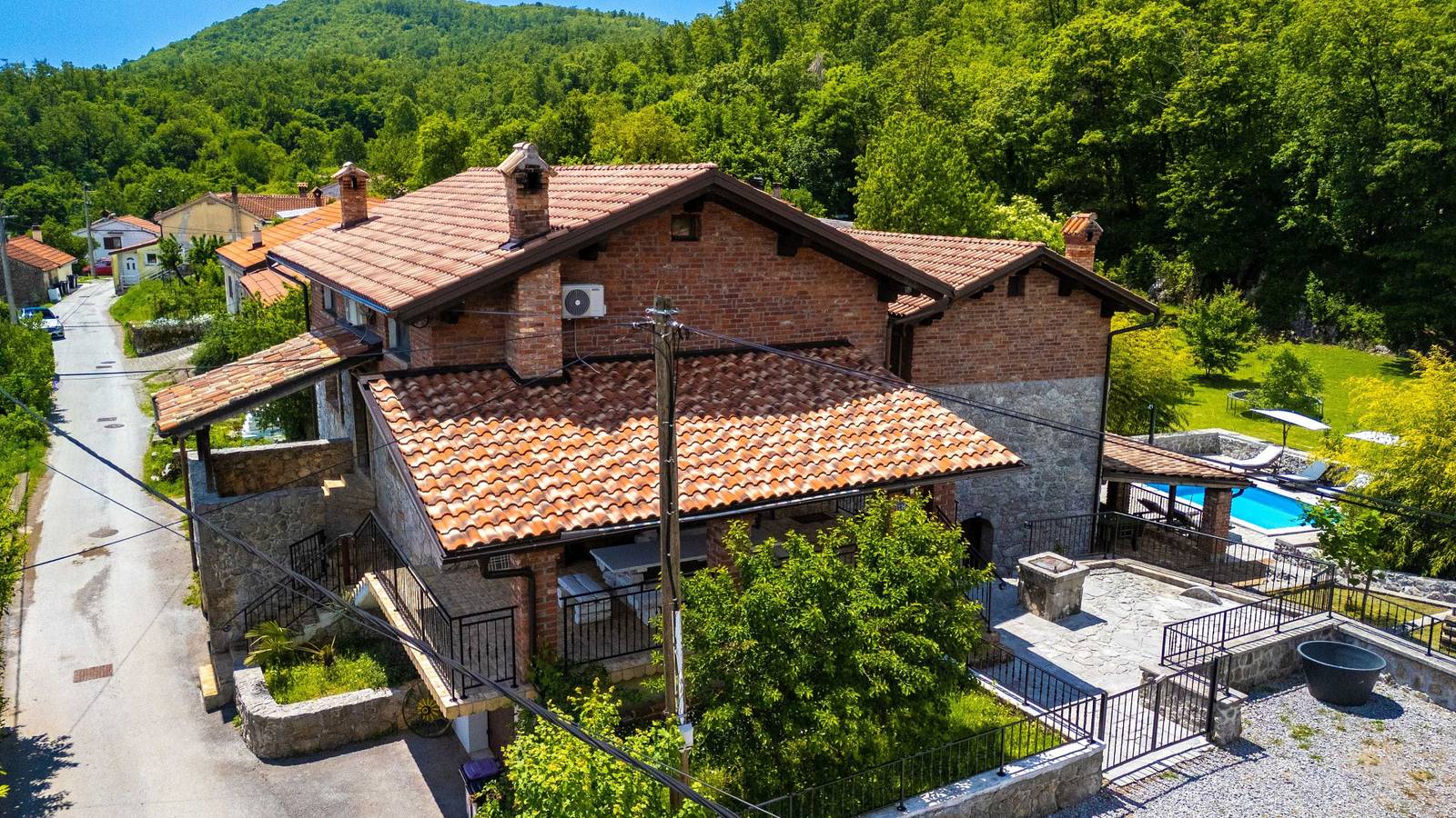 Villa Tihana by Villas Guide in Icici, Primorje-Gorski Kotar